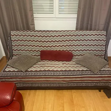 200m De La 아파트