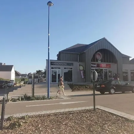 Sur A La Hauteville-sur-Mer