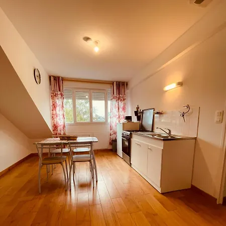Apartment Sur A La